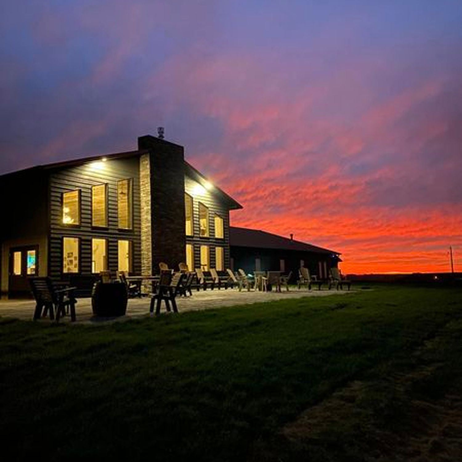 The Lodge at Bolton Ranch at sunset